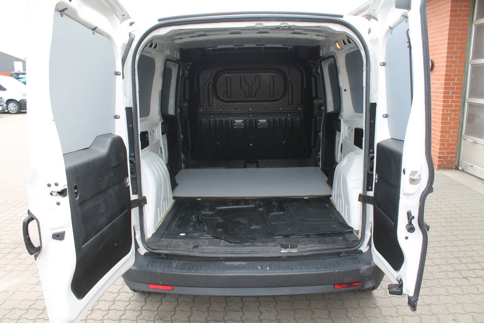 Opel Combo 1,3 CDTi 95 L2H1 5d