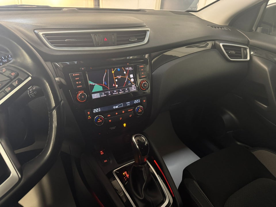 Nissan Qashqai 1,3 Dig-T 160 N-Connecta DCT 5d