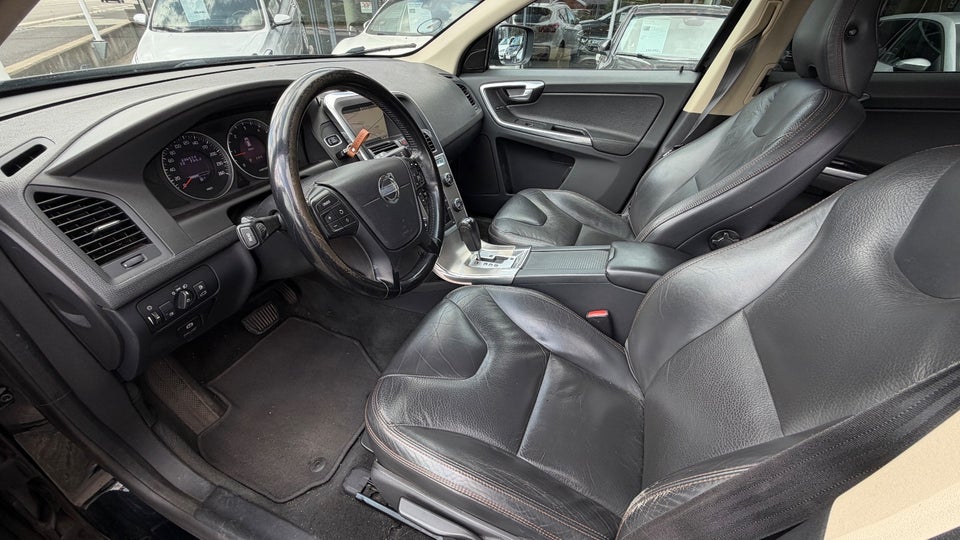 Volvo XC60 2,0 D3 163 Momentum aut. 5d