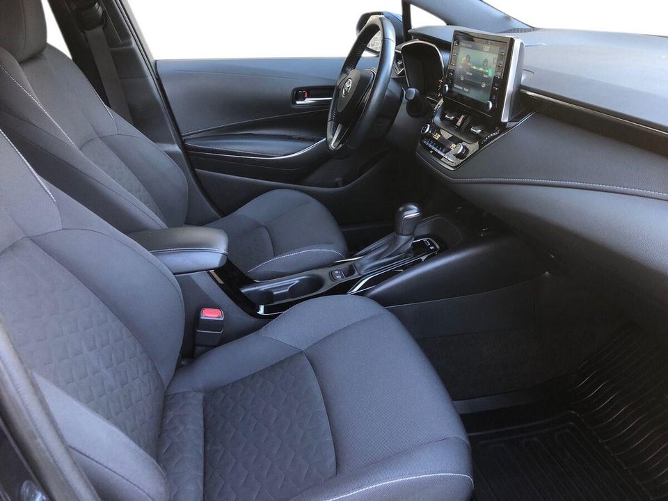 Toyota Corolla 1,8 Hybrid Active Touring Sports MDS 5d