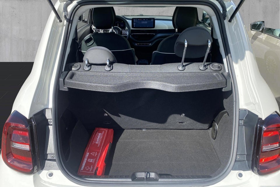 Fiat 500e 42 Icon 3d