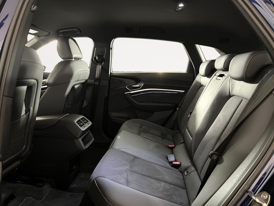 Audi e-tron 55 S-line quattro 5d