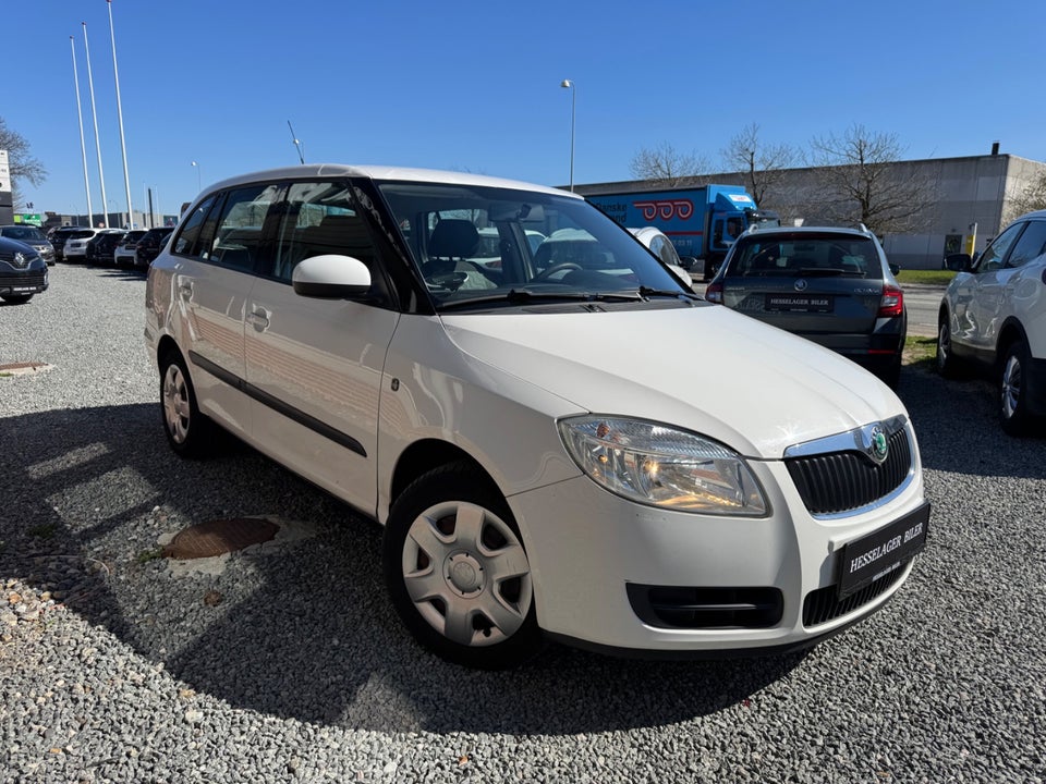 Skoda Fabia 1,4 16V Ambiente Combi 5d