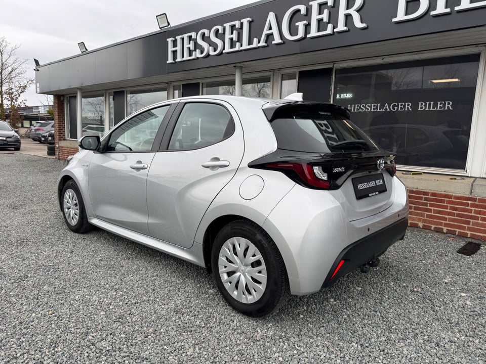 Toyota Yaris 1,5 Hybrid Active e-CVT 5d