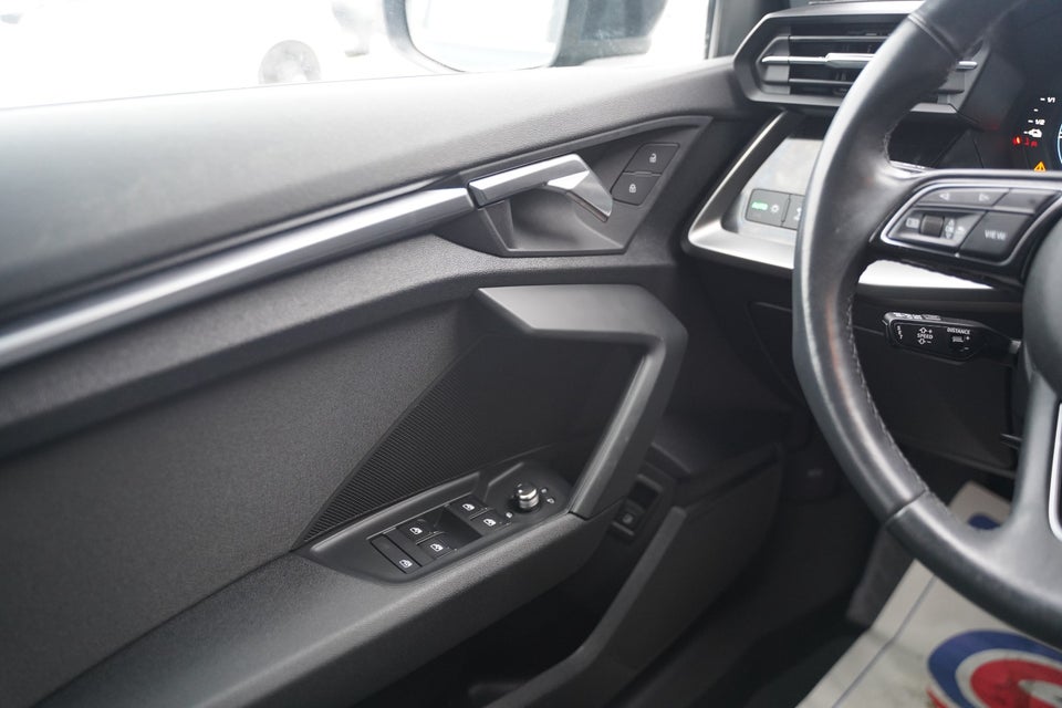 Audi A3 40 TFSi e Sportback S-tr. 5d