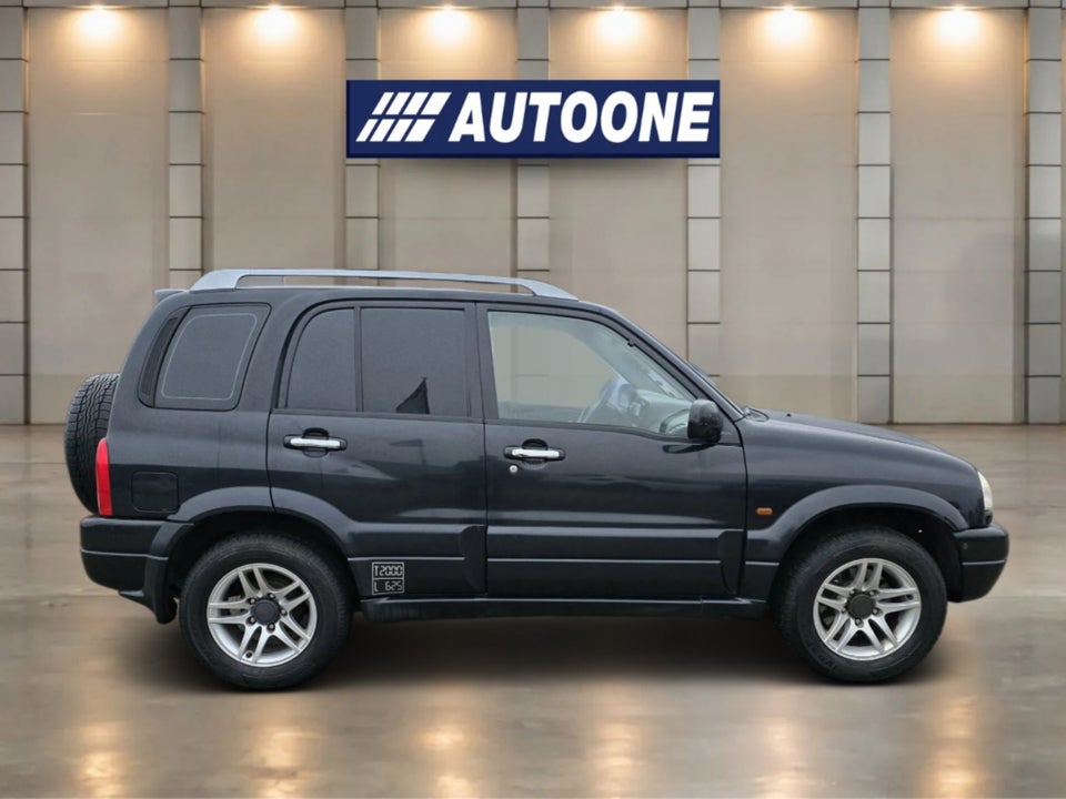 Suzuki Grand Vitara 2,5 V6 Active aut. Van 5d