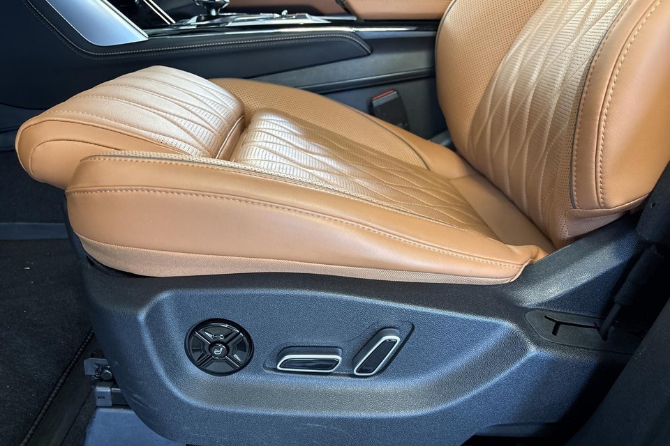 BYD Tang 109 Flagship AWD 7prs 5d