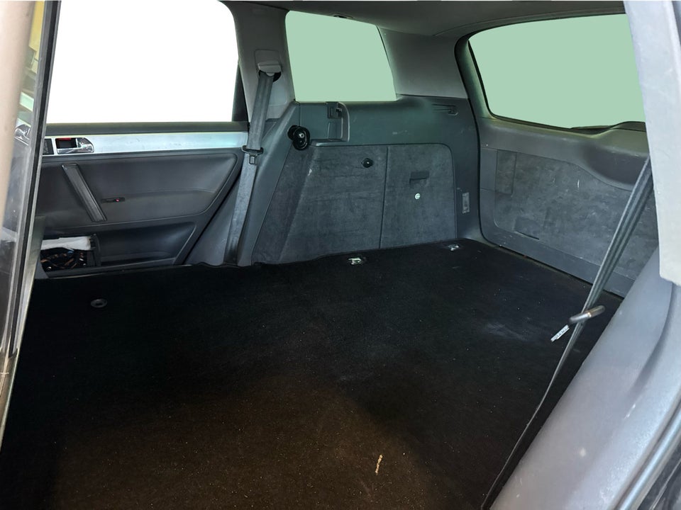 VW Touareg 3,0 TDi Tiptr. 4Motion Van 5d