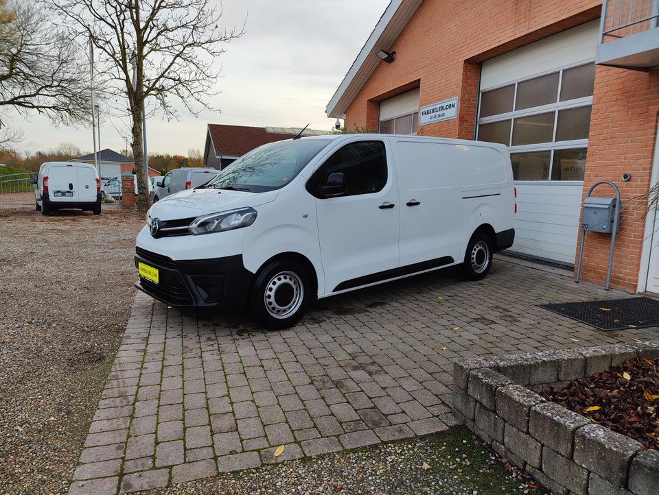 Toyota ProAce 2,0 D 120 Long Comfort 5d