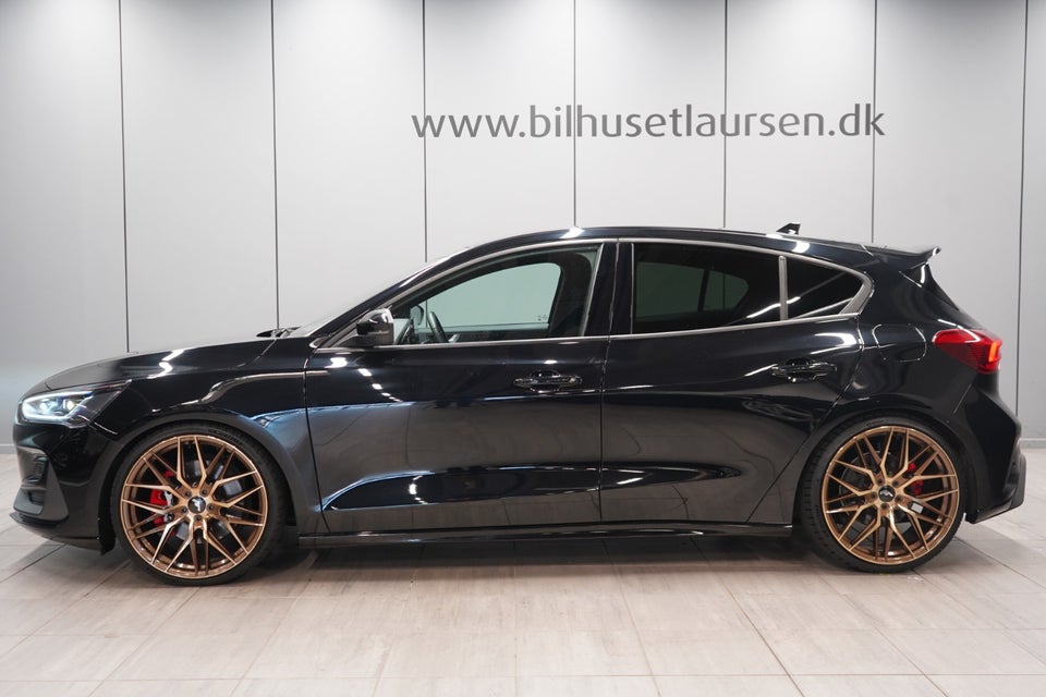 Ford Focus 2,3 EcoBoost ST-X 5d