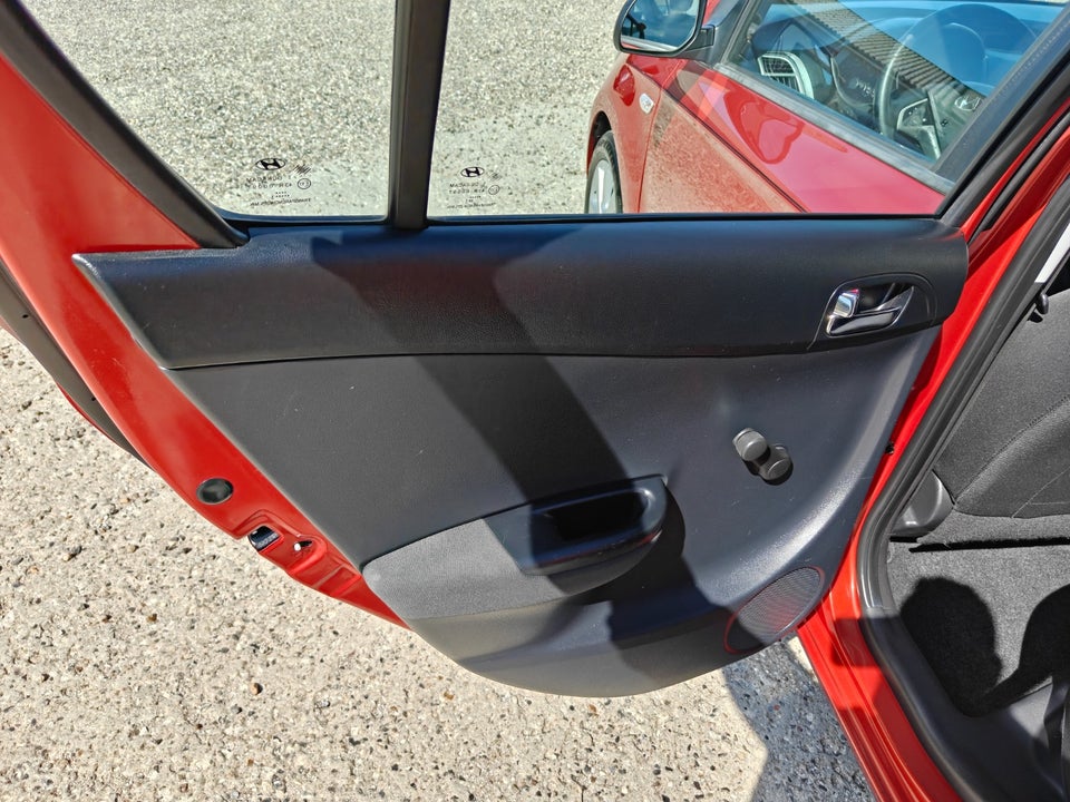Hyundai i20 1,25 Classic XTR 5d