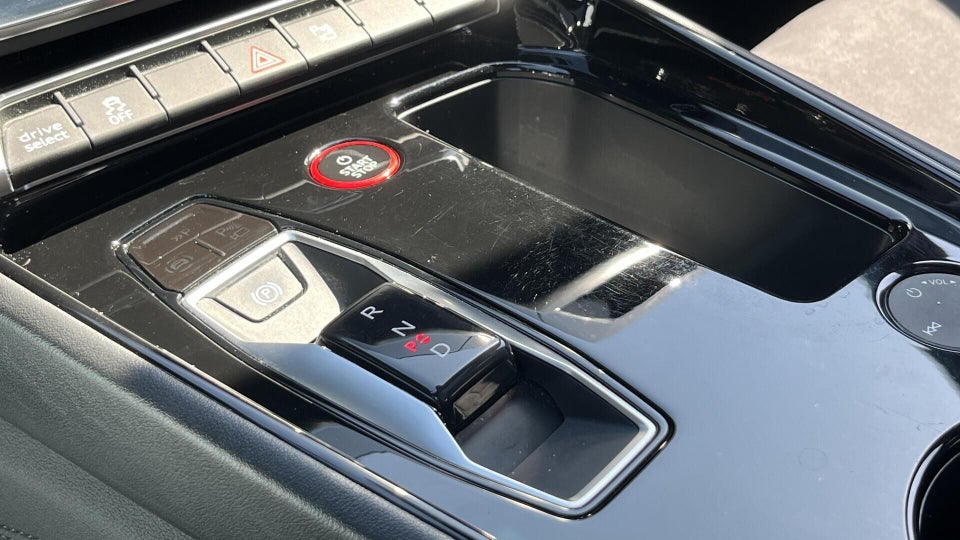 Audi e-tron GT quattro 4d