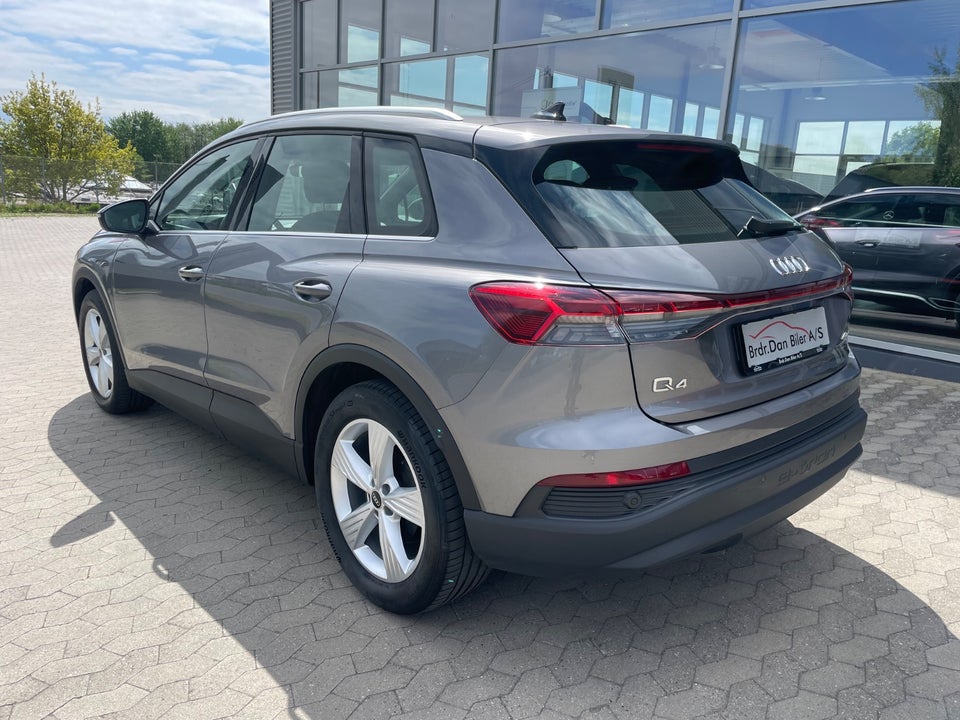 Audi Q4 e-tron 40 Attitude 5d