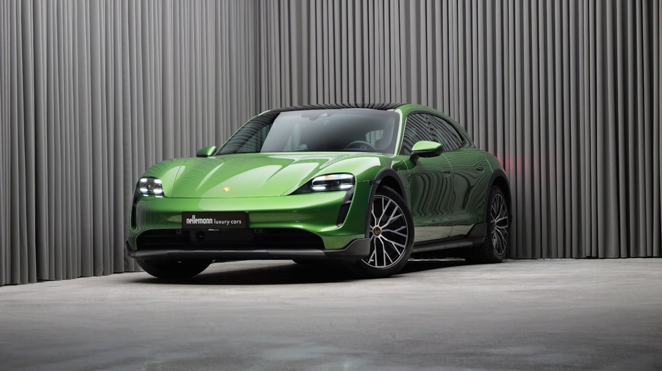 Porsche Taycan 4S Performance+ Cross Turismo 5d