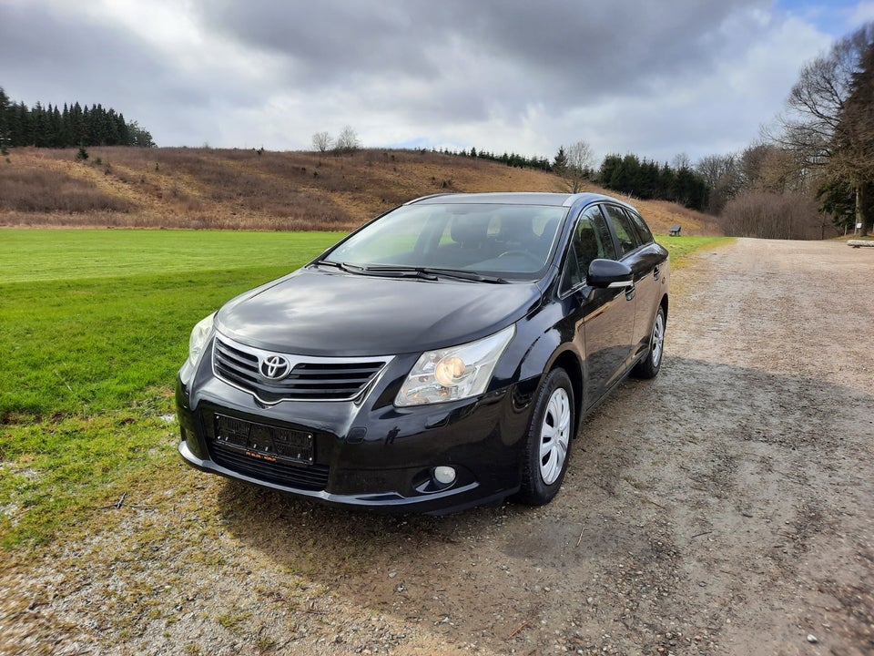 Toyota Avensis 1,8 VVT-i TX stc. 5d