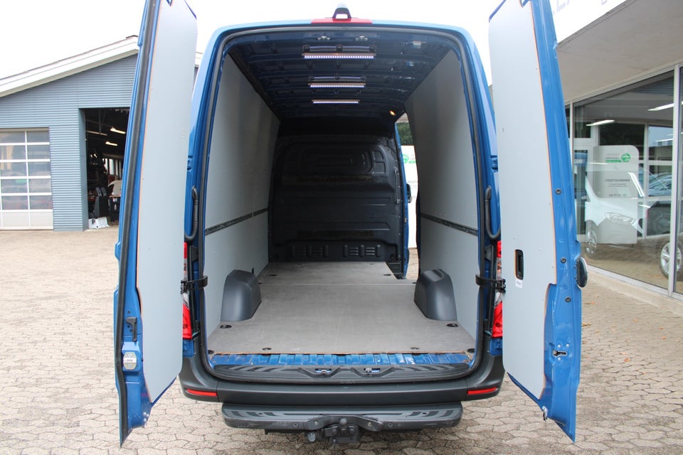 Mercedes Sprinter 317 2,0 CDi A3 Kassevogn aut. RWD