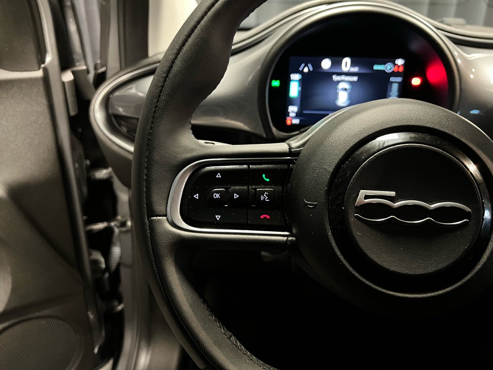 Fiat 500e 42 Icon 3d