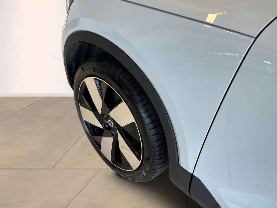 Volvo EX40 Extended Range Ultra 5d