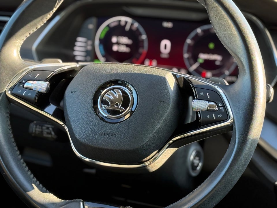 Skoda Octavia 1,4 TSi iV Plus DSG 5d