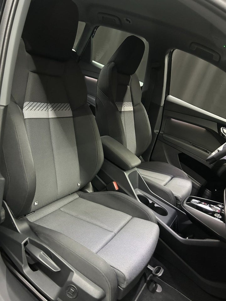 Audi Q4 e-tron 45 Advanced 5d