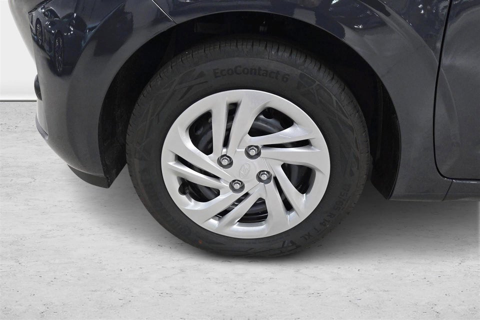 Hyundai i10 1,0 MPi Essential AMT 5d