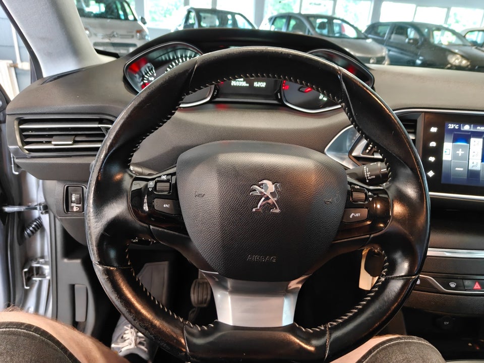 Peugeot 308 1,6 BlueHDi 120 Style SW 5d