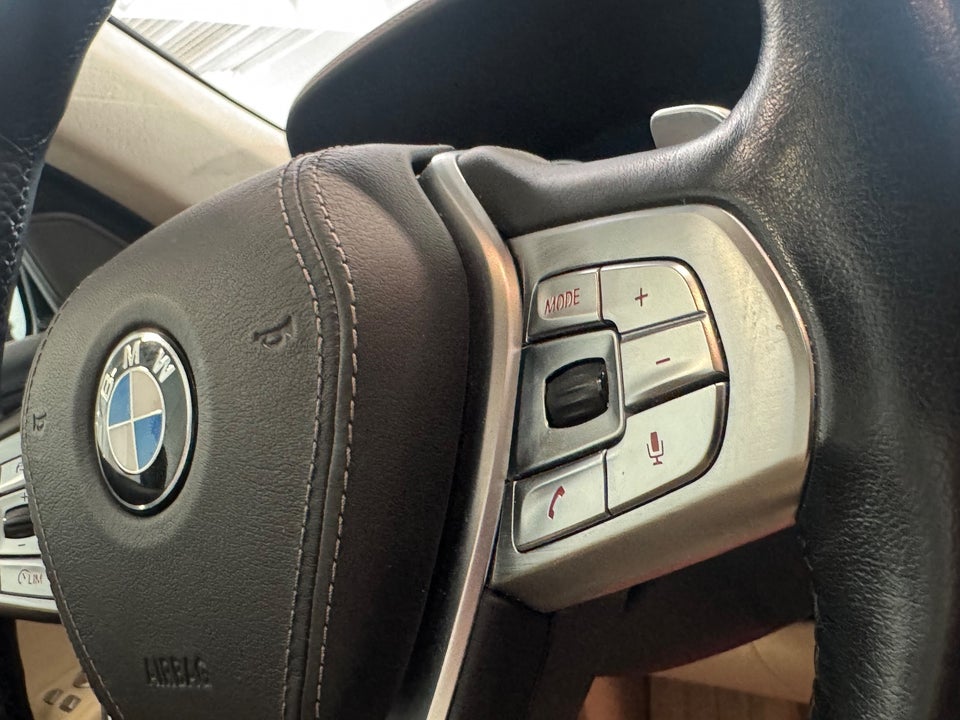 BMW 750i 4,4 xDrive aut. 4d
