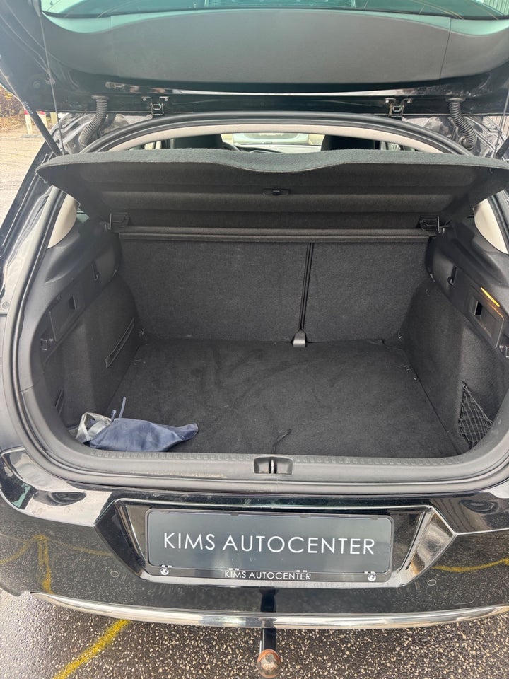 Citroën C4 1,2 PureTech 130 Feel EAT6 5d