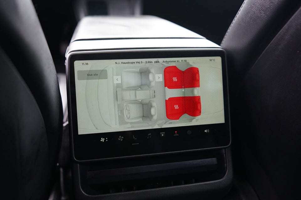 Tesla Model 3 Long Range AWD 4d