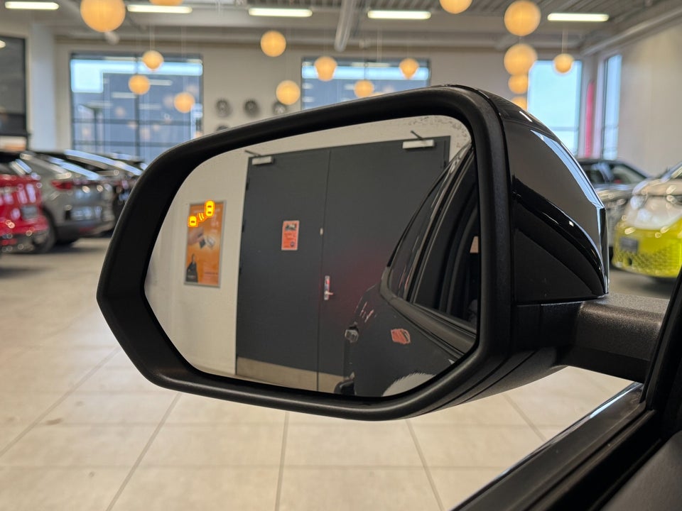 Ford Explorer 82 Premium Extended Range 5d