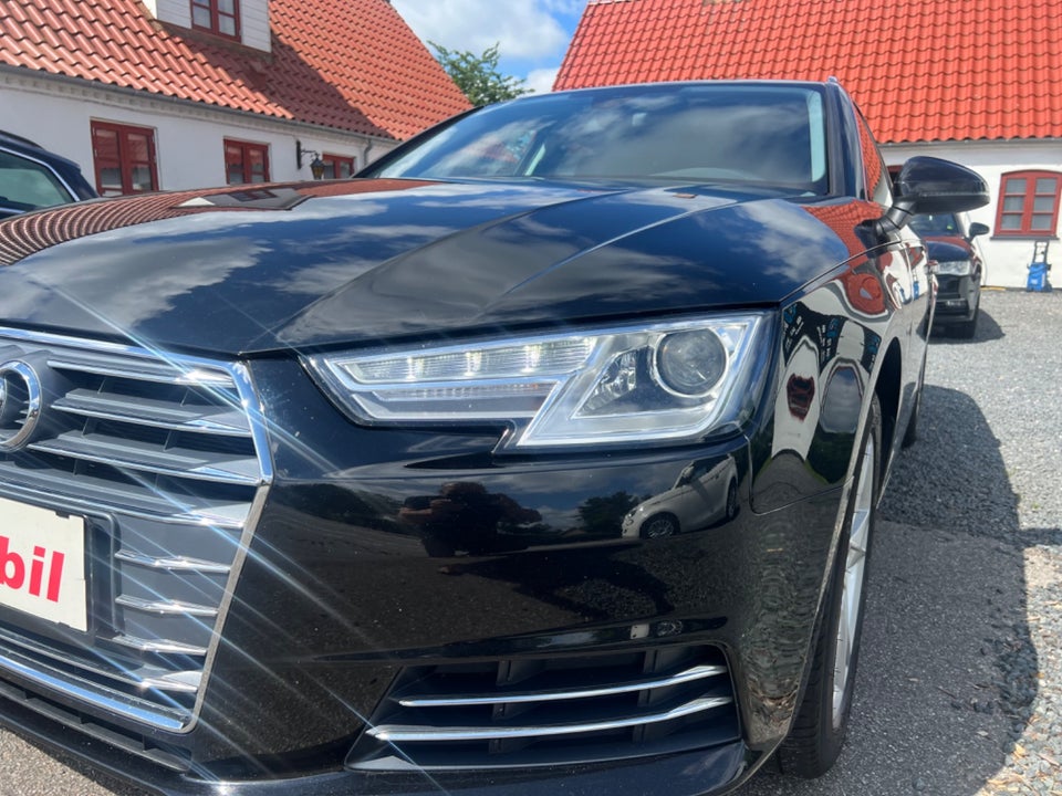 Audi A4 2,0 TDi 150 Sport Avant S-tr. 5d