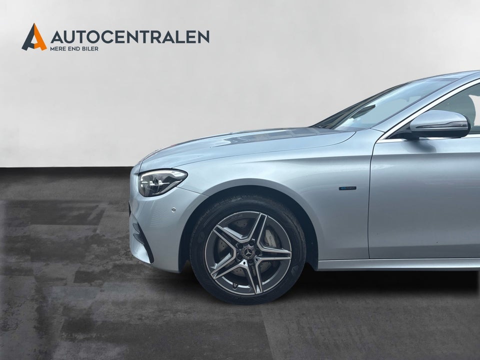 Mercedes E300 de 2,0 AMG Line aut. 4Matic 4d