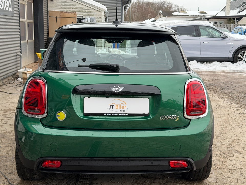 MINI Cooper SE Maximise 3d