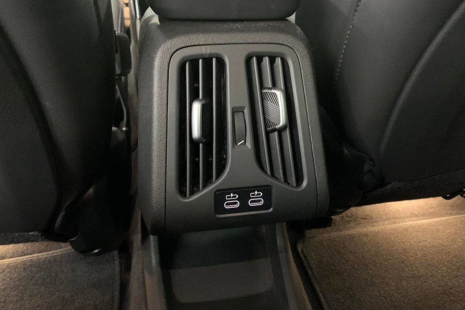 BMW iX2 eDrive20 M-Sport Pro 5d