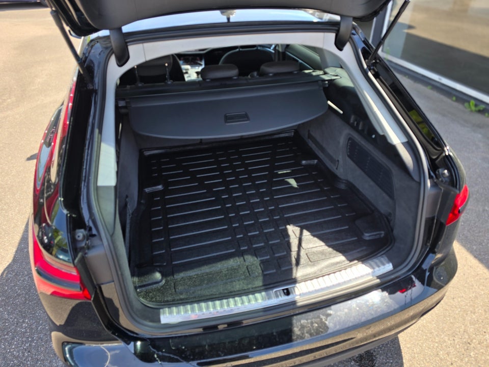 Audi A6 40 TDi Avant S-tr. 5d