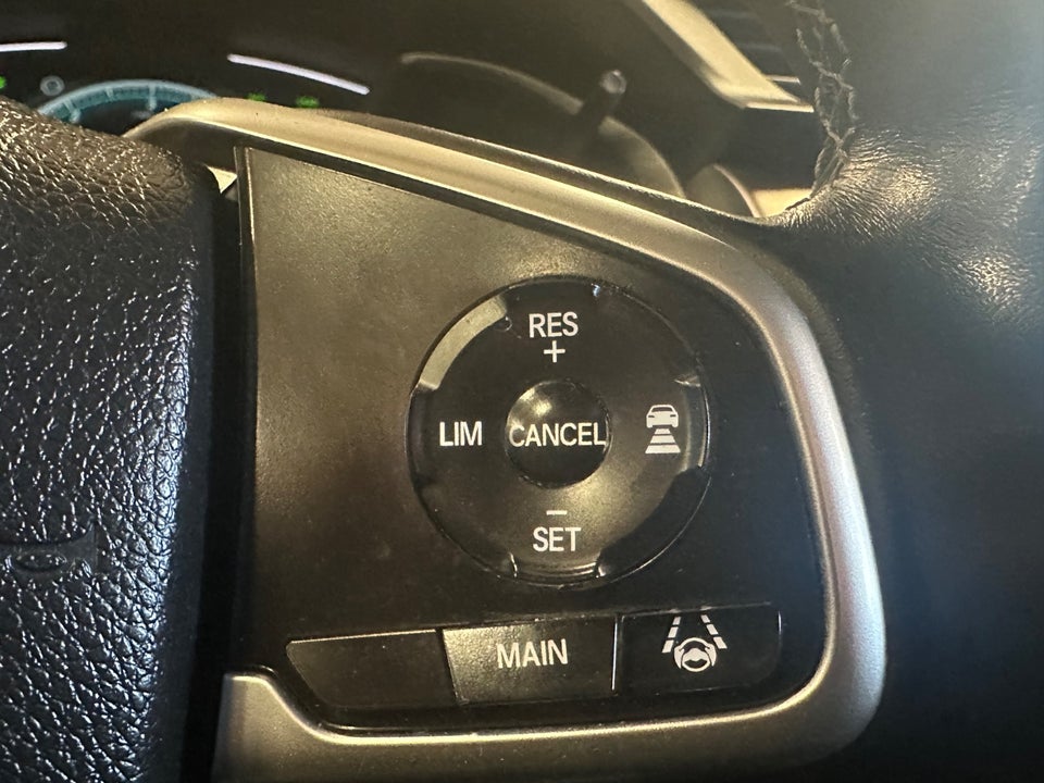 Honda Civic 1,6 i-DTEC Elegance 4d