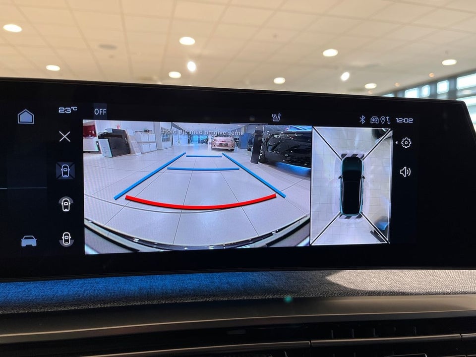 Peugeot e-3008 77 GT Pack 5d