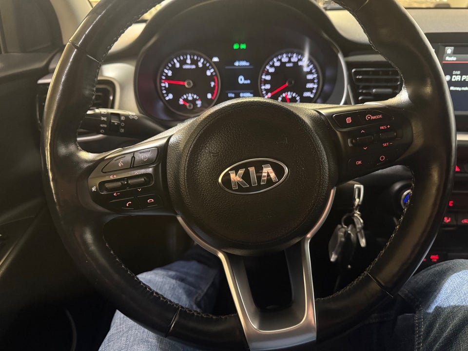 Kia Stonic 1,0 T-GDi Attraction+ 5d