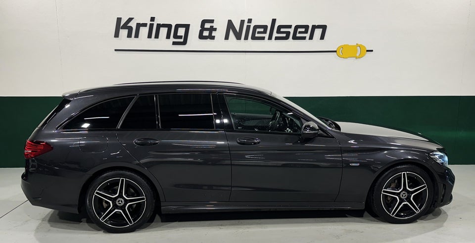 Mercedes C220 d 2,0 AMG Line Night Edition stc. aut. 5d