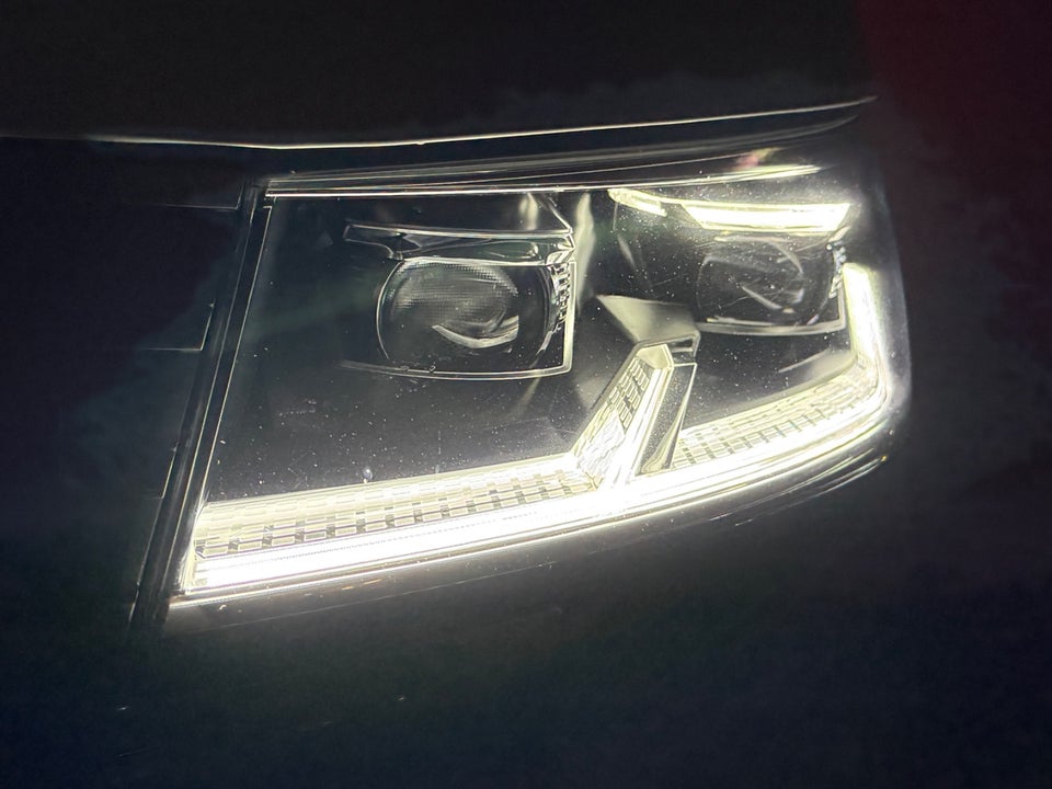 VW Transporter 2,0 TDi 150 Kassevogn DSG lang