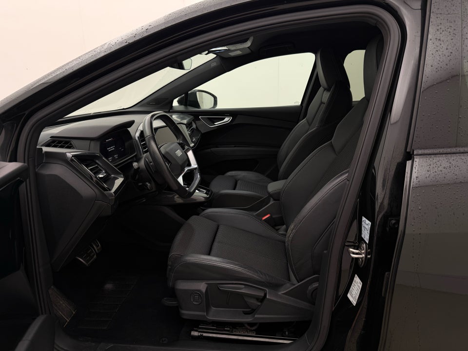 Audi Q4 e-tron 40 S-line Sportback 5d