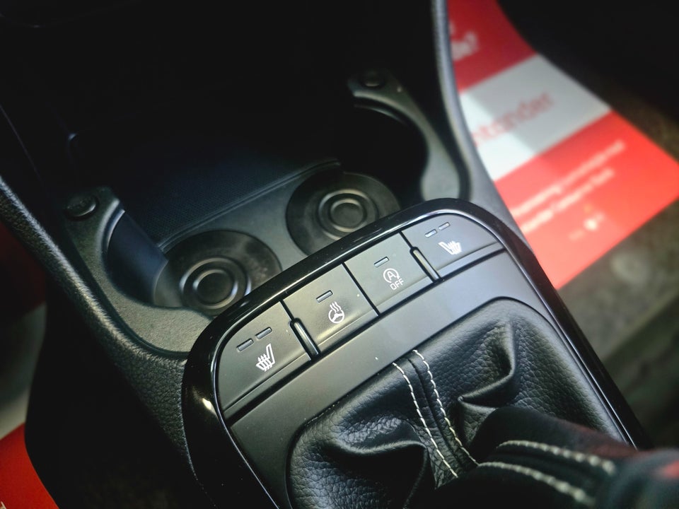 Kia Picanto 1,0 Prestige Upgrade 5d