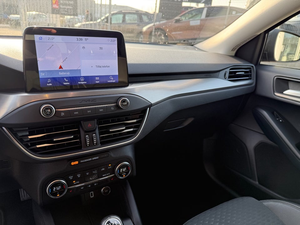 Ford Focus 1,5 EcoBoost Titanium Business stc. 5d