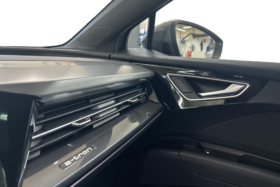 Audi Q4 e-tron 45 S-line Edition 5d