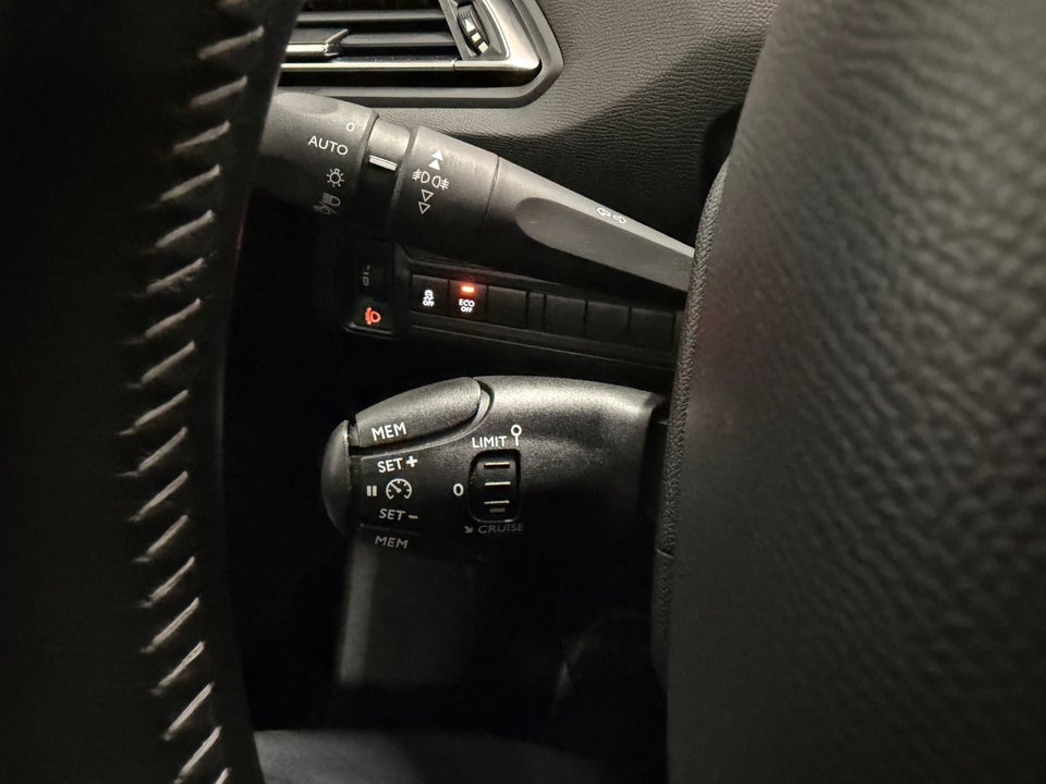 Peugeot 308 1,6 BlueHDi 120 Style Sky SW 5d