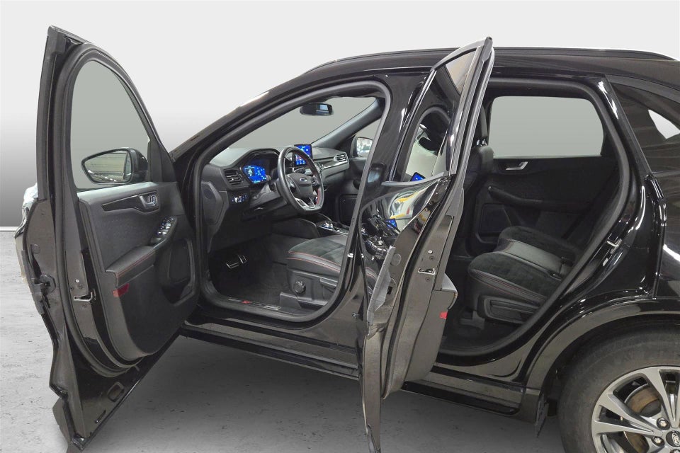 Ford Kuga 2,5 PHEV ST-Line X CVT 5d