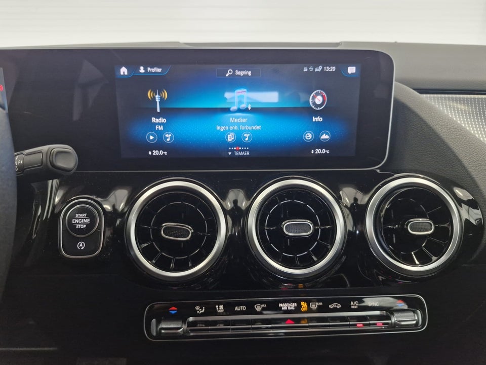 Mercedes B200 1,3 Progressive aut. 5d