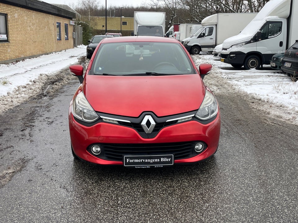 Renault Clio IV 1,5 dCi 90 Expression 5d