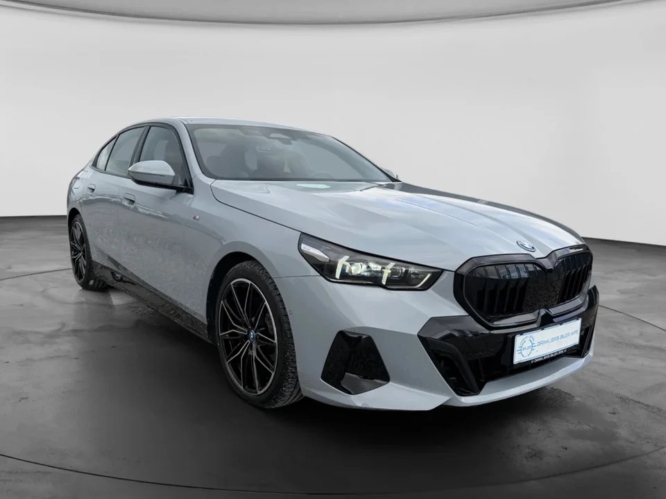 BMW i5 eDrive40 M-Sport 4d