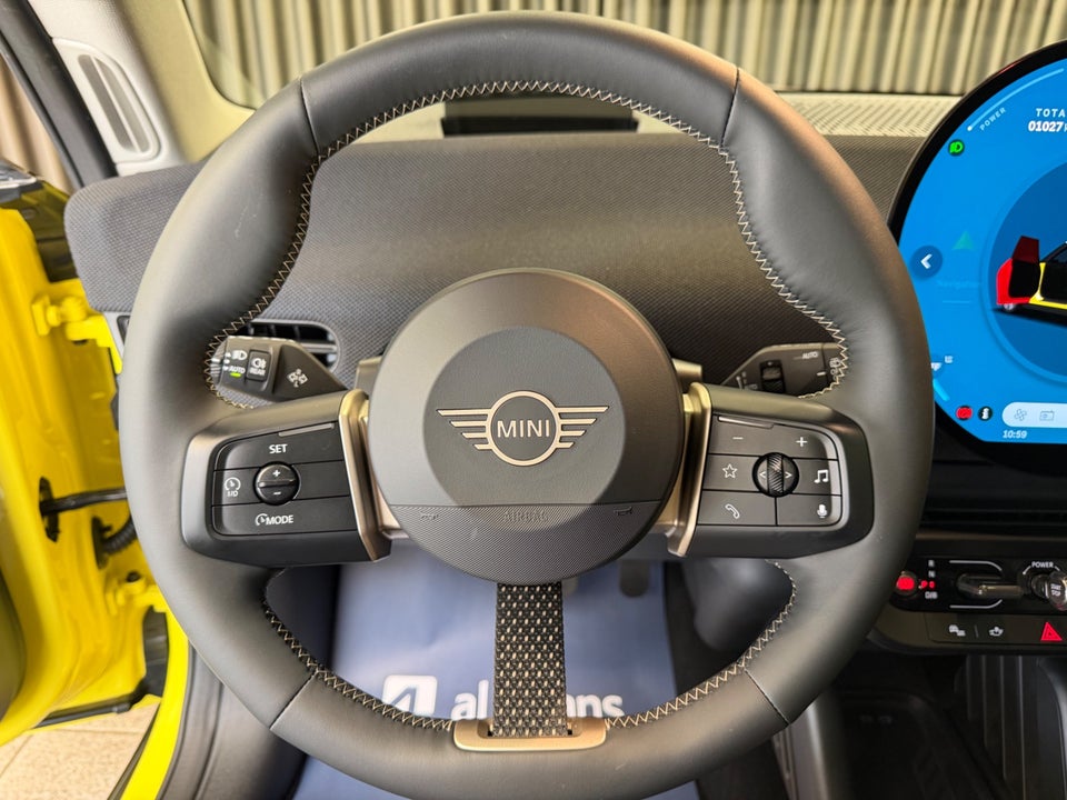 MINI Cooper SE Classic Trim XL 3d